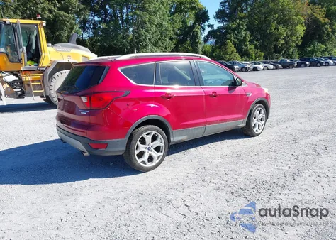 2019 Ford Escape Titanium from USA, damaged, VIN 1FMCU0J96KUA97131